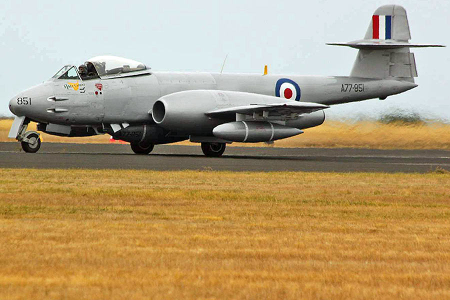Gloster Meteor F.8 (VZ467)