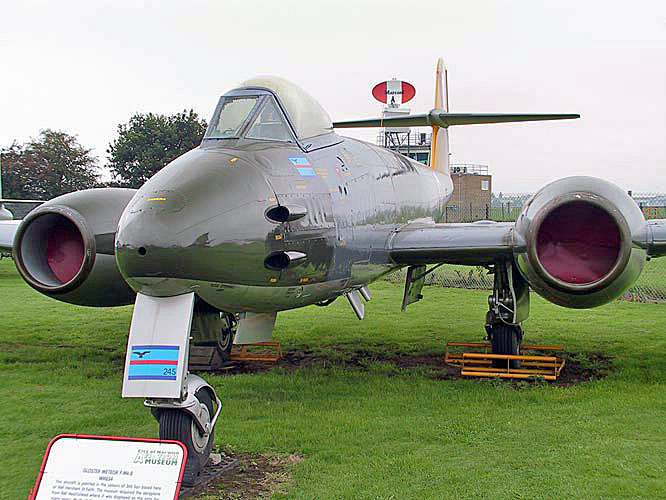Gloster Meteor F.8 (WK654)