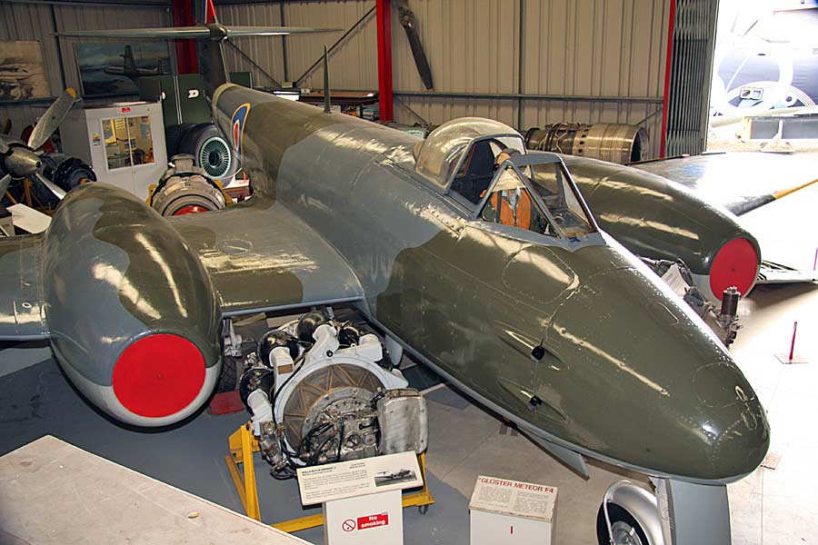 Gloster Meteor F.4 (EE531)