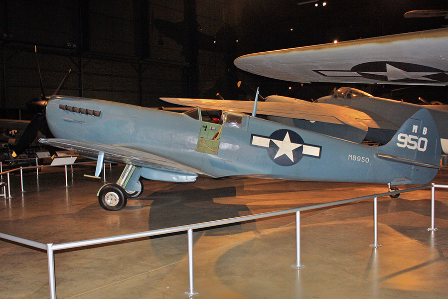Supermarine Spitfire PR Mk XI (MB950)