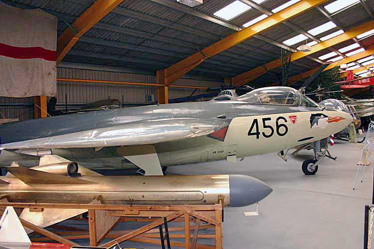Hawker Sea Hawk FB.3 (WM913)