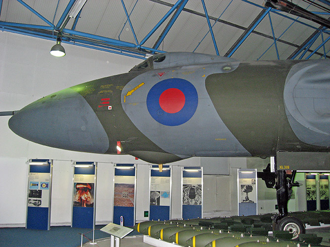 AVRO VULCAN B.2 (XL318)