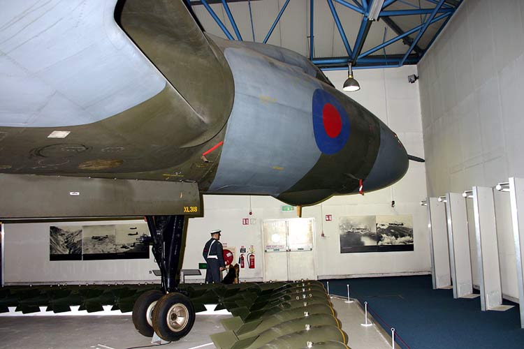 AVRO VULCAN B.2 (XL318)