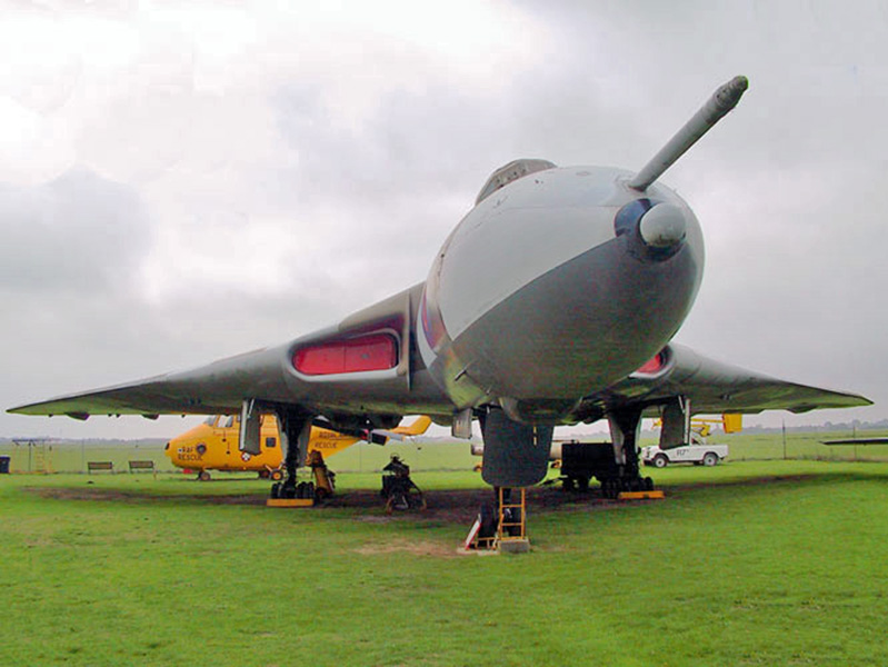 AVRO VULCAN B.2 (XM612)