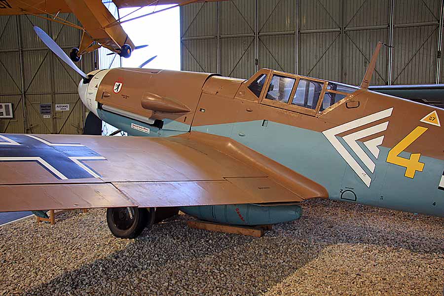 HA1109-K1L / Bf 109 G2 (10575)
