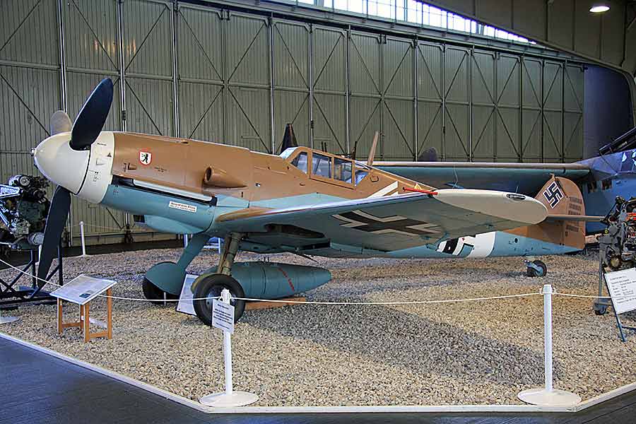HA1109-K1L / Bf 109 G2 (10575)